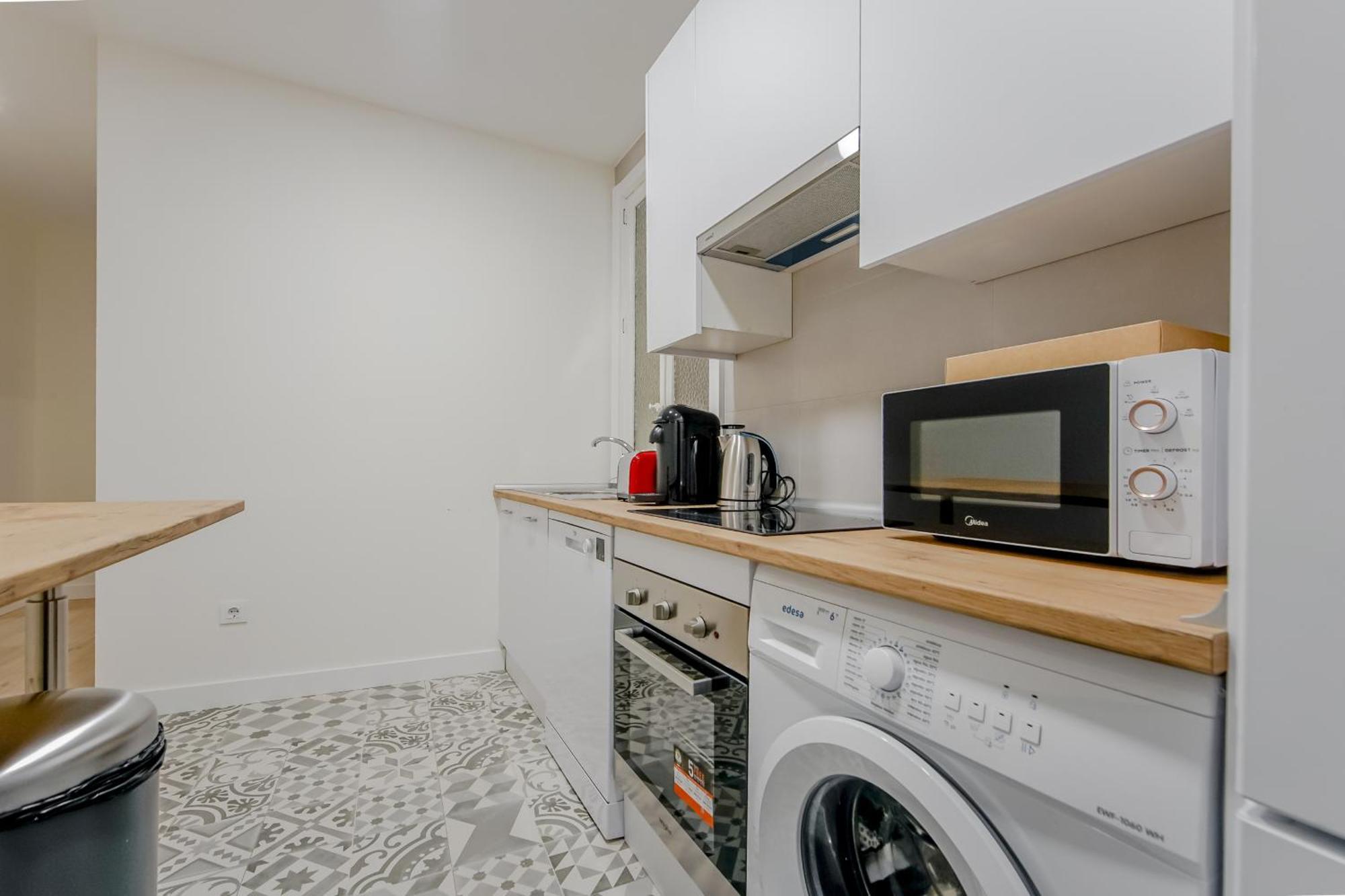 מדריד Modern Apt Para 6Pax En La Plaza De Tirso-Centro E1 מראה חיצוני תמונה
